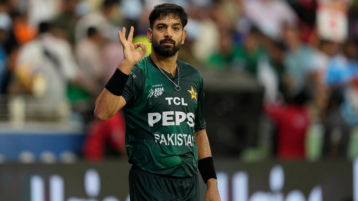 | Photo: AP/Altaf Qadri : Pakistan's Haris Rauf gestures towards spectators during the Asia Cup cricket match between India and Pakistan at Dubai International Cricket Stadium, United Arab Emirates, Sunday, Sept. 21, 2025. 