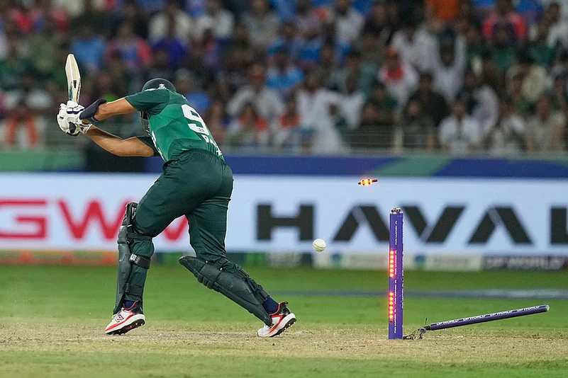 Asia cup Cricket final 2025 India vs Pakistan match photos_Haris Rauf