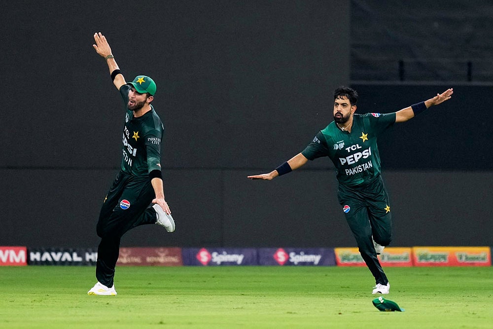 Asia cup Cricket final 2025 India vs Pakistan match photos_Shaheen Shah Afridi