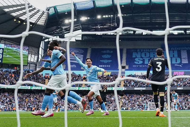 Britain soccer Premier League 2025-26 Burnley and Manchester City_2