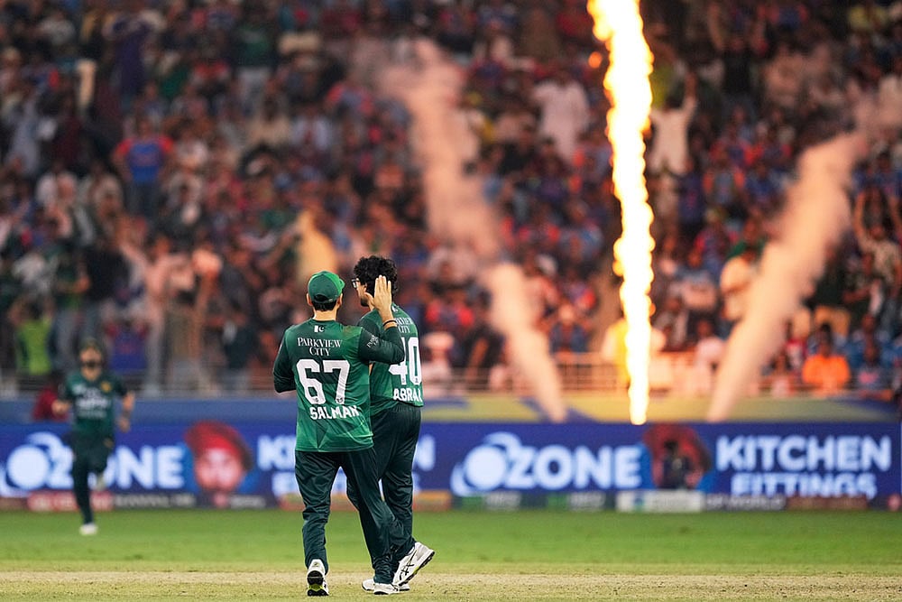 Asia cup Cricket final 2025 India vs Pakistan match photos_Salman Agha