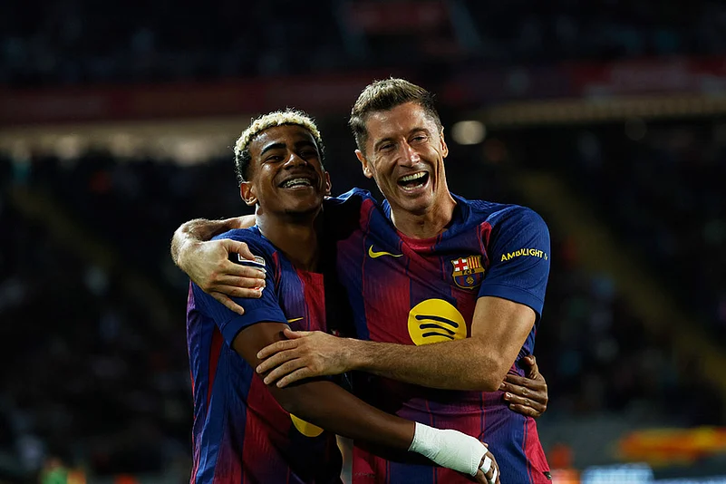 Spain soccer La Liga 2025-26 FC Barcelona vs Real Sociedad_Robert Lewandowski