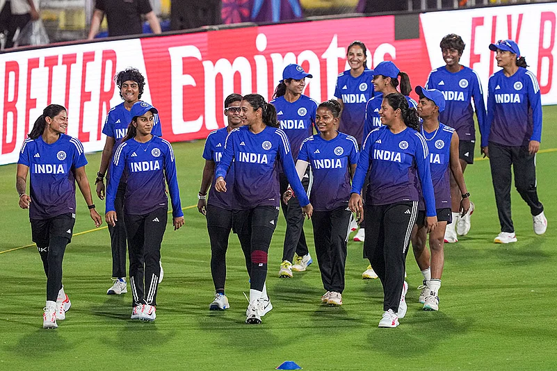 ICC Womens Cricket World Cup Team India training photos_Radha Yadav, Smriti Mandhana