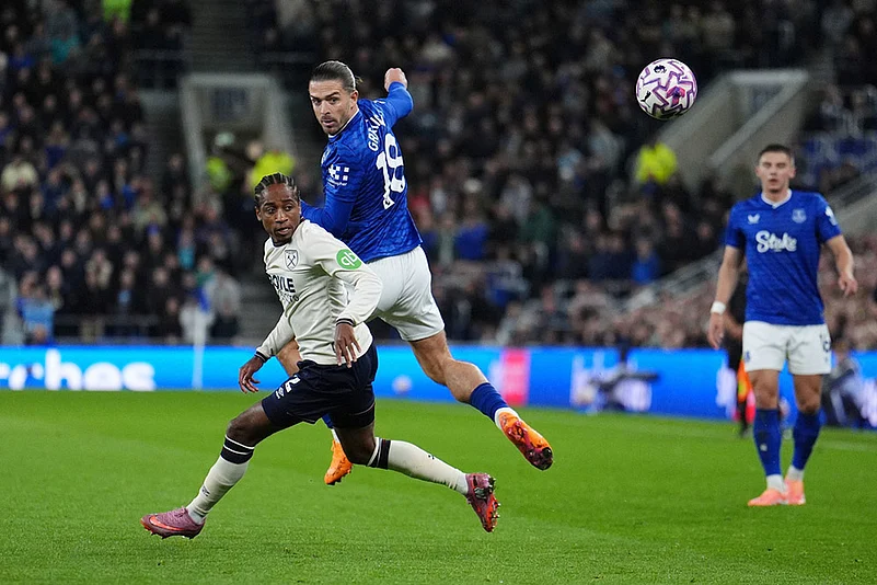 Britain soccer Premier League 2025-26 EPL match Everton vs West Ham United_Kyle Walker-Peters
