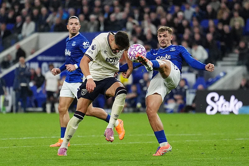 Britain soccer Premier League 2025-26 EPL match Everton vs West Ham United_Konstantinos Mavropanos