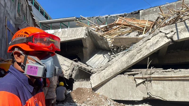 Indonesia school collapse
al Khoziny boarding school
School building collapse 2025