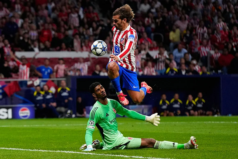 UEFA Champions League 2025-26 match Atletico Madrid vs Eintracht Frankfurt_4