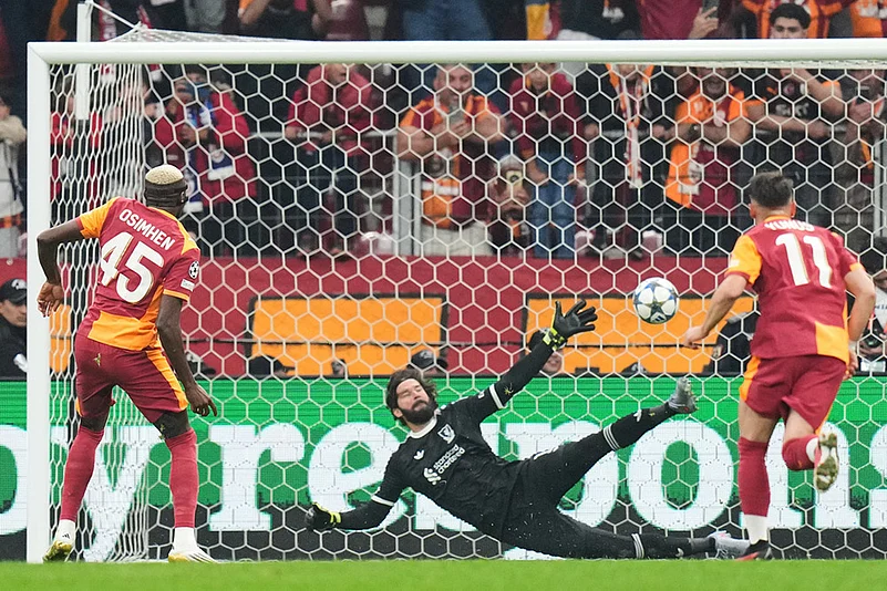 UEFA Champions League 2025-26 match Galatasaray vs Liverpool_Victor Osimhen