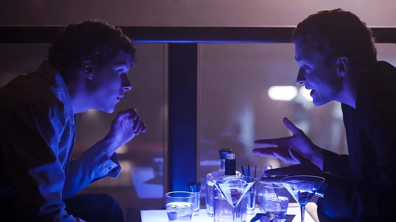 Jesse Eisenberg & Justin Timberlake in The Social Network (2010)
