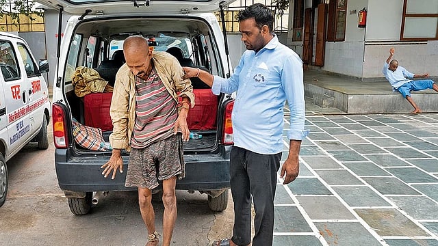 Beggary Laws Criminalise Poverty, Trapping Homeless With Mental Illness In Cycles Of Neglect