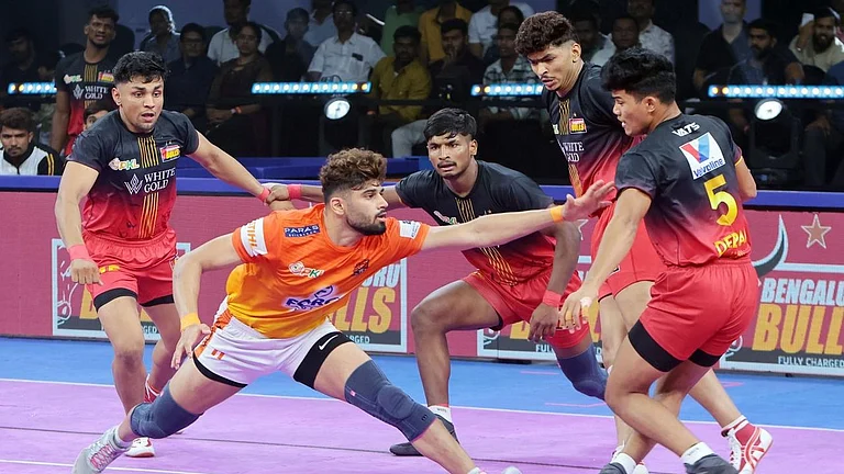 Action from the Puneri Paltan vs Bengaluru Bulls, Pro Kabaddi League 2025 match in Chennai. - Pro Kabaddi