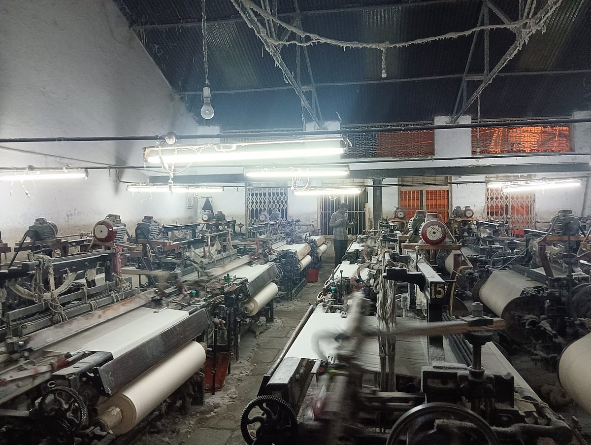 Outlook India : For now, Bhiwandi remains a paradox: a city that powers Maharashtra’s economy but lives in the shadows of underdevelopment, its looms humming weaker each day.    