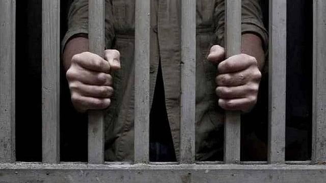 Two Indian Men Sentenced To Prison And Caning For Singapore Hotel Robberies