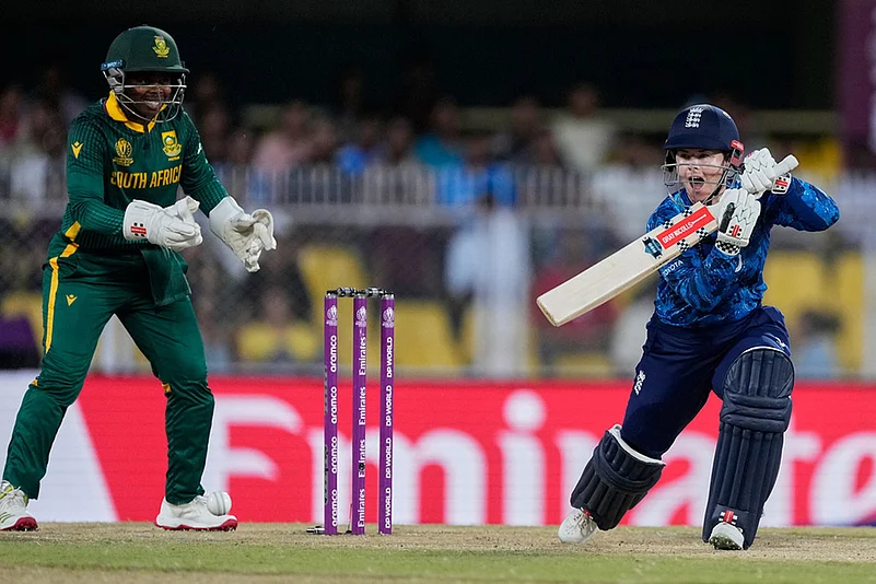 ICC Women’s ODI World Cup 2025 SA Women Vs ENG Women match photos_Tammy Beaumont