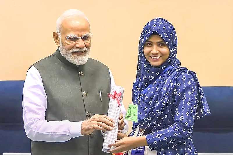 PM unveils youth-focused initiatives