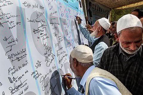 Congress vote theft campaign in Anantnag