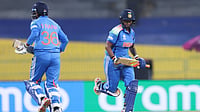 X/ BCCI : IND-W Vs PAK-W Live Score, Women's ODI WC 2025: Sneh Rana Falls In Attempt To Accelerate | India 203-6 (45)