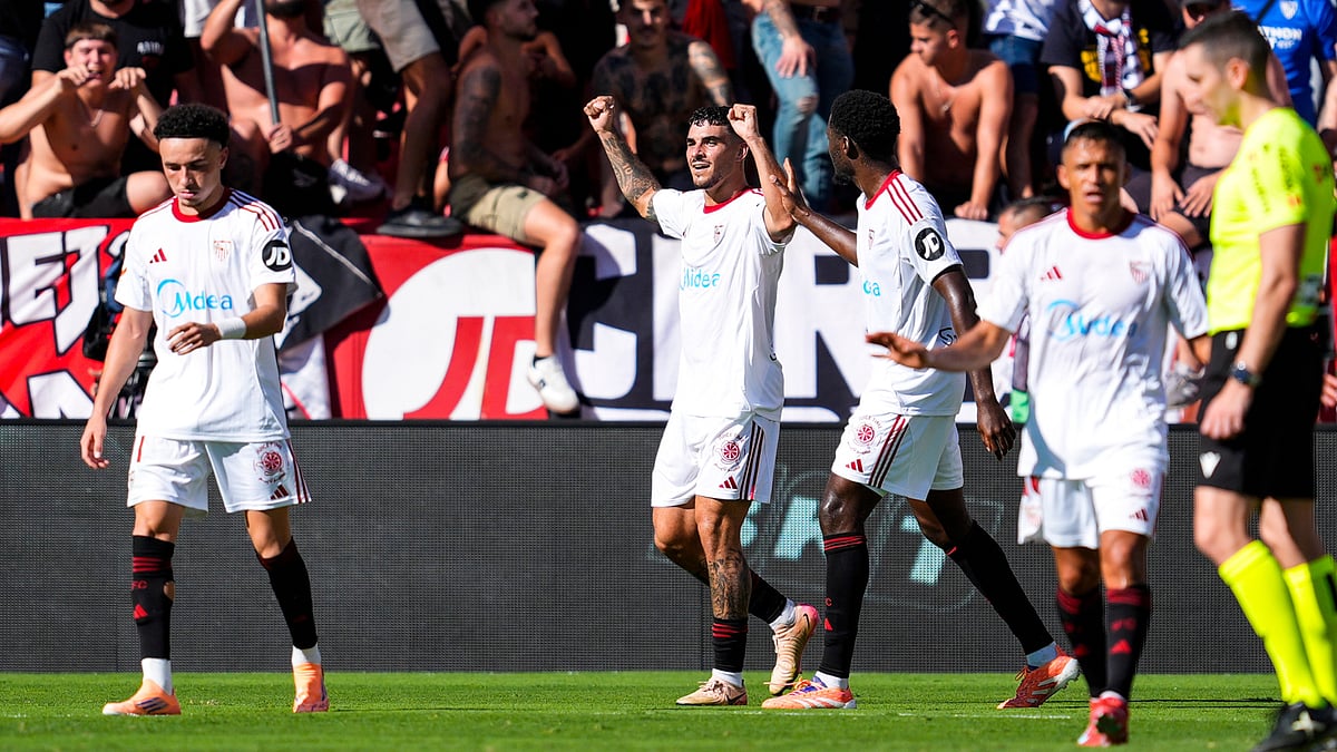Sevilla celebrate their win over Barcelona in La Liga 2025-26.