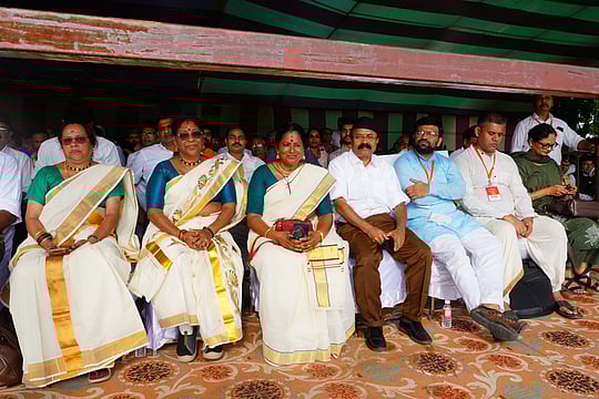 Saffon Sisters: Sevika Samiti And The Women Of RSS 