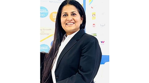 Ms. Komal Ahuja