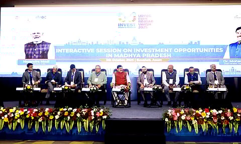 Chief Minister Dr. Mohan Yadav with leading industrialists and investors during the Interactive Session in Guwahati (Assam)