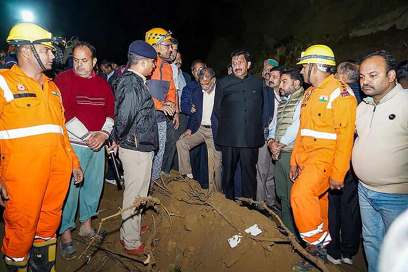 Himachals Bilaspur bus landslide photos_2