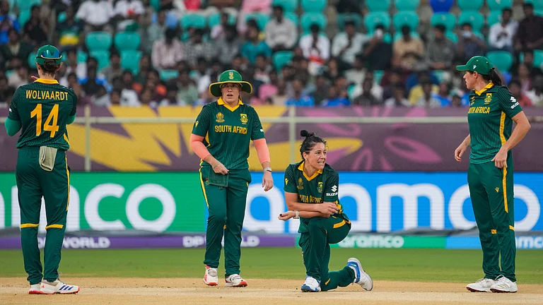 South Africa Vs Pakistan, ICC Women's World Cup 2025: South Africa's captain Laura Wolvaardt, left, Marizanne Kapp, second right, and others during the ICC Women's World Cup ODI cricket match. - PTI | R Senthilkumar