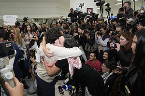 Marco Ugarte/AP : Hundreds Gather At Hostage Square Awaiting Hostage Release From Gaza