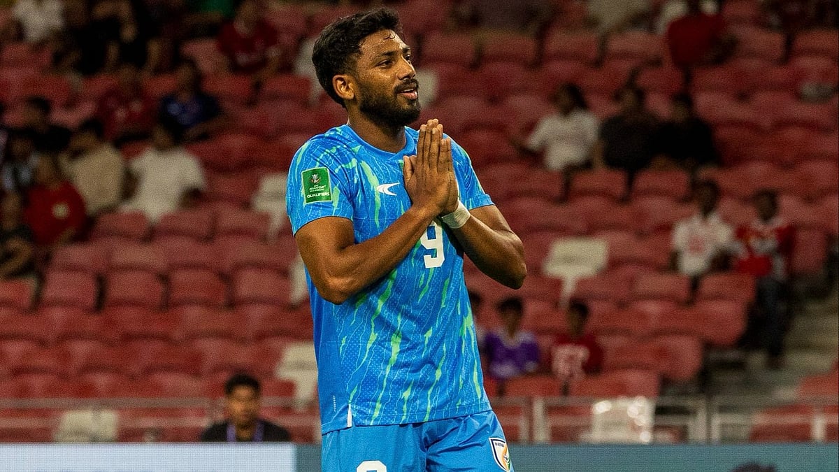 X/IndianFootball : Rahim Ali celebrates his first international goal.