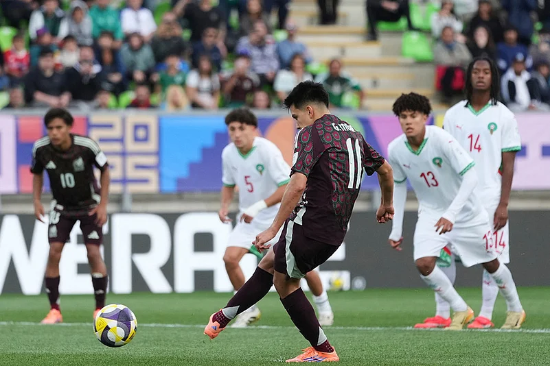 FIFA U-20 World Cup Chile 2025 Mexico vs Chile match photos: Gilberto Mora