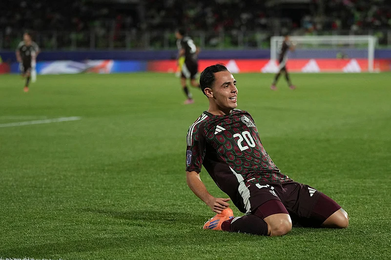 FIFA U-20 World Cup Chile 2025 Mexico vs Chile match photos: Hugo Camberos