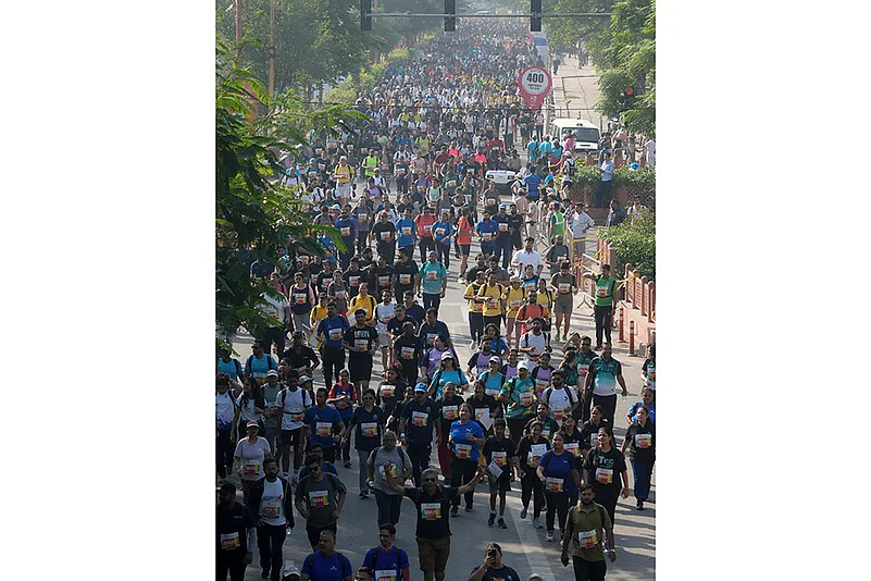 Delhi Half Marathon 2025 photos_awaharlal Nehru (JLN) Stadium