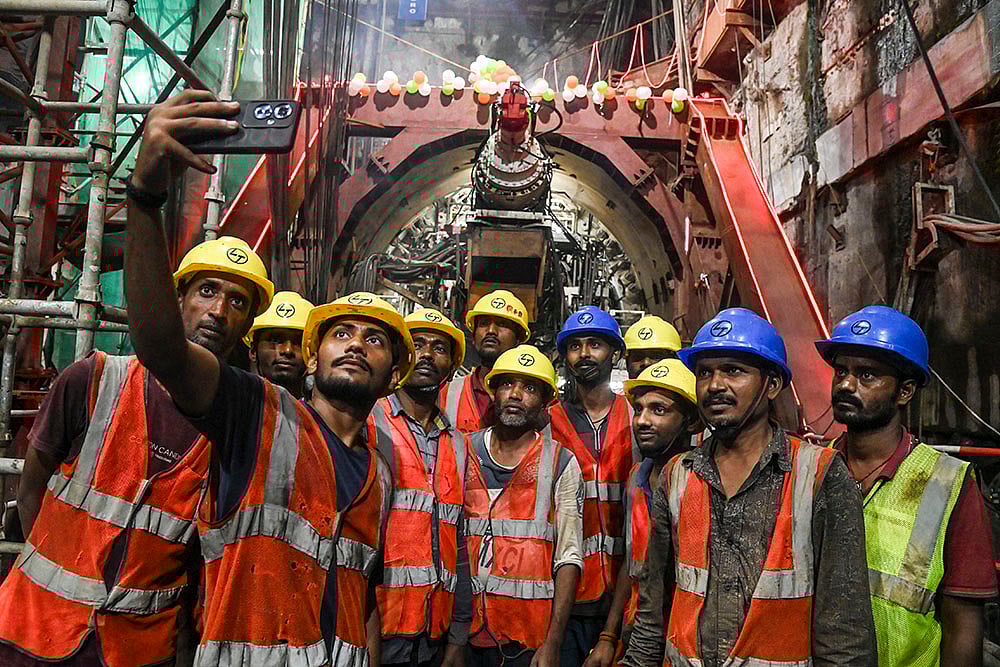 Tunnelling work for Kolkata metro corridor 