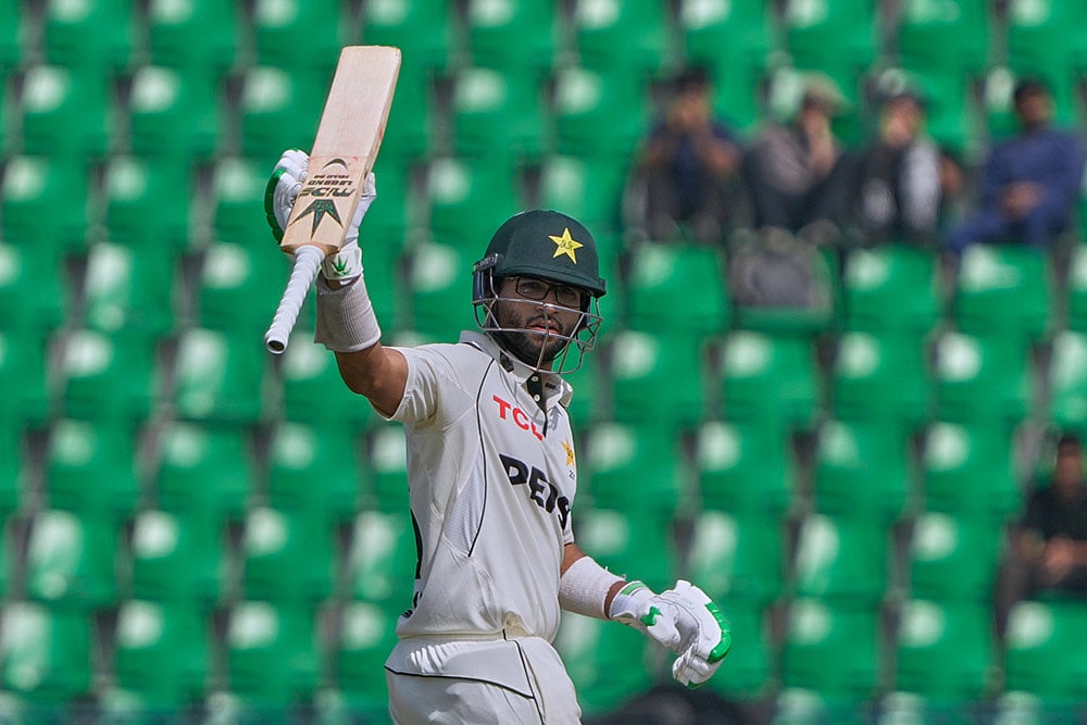 Pakistan Vs South Africa, 1st Test Day 1 pics From Lahores Gaddafi Stadium_Imam-ul-Haq