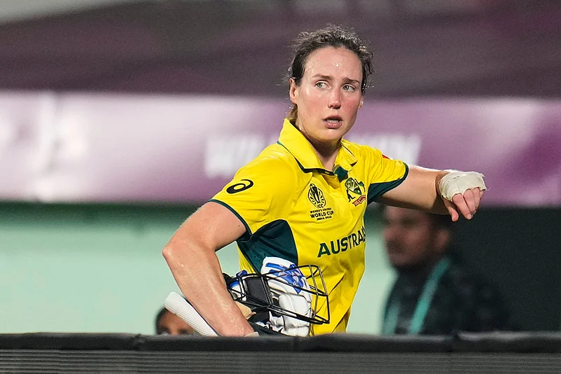 ICC Women’s Cricket World Cup 2025 Australia vs India match photos_Australias Ellyse Perry