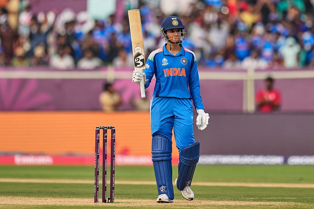 ICC Women’s Cricket World Cup 2025 Australia vs India match photos_Smriti Mandhana