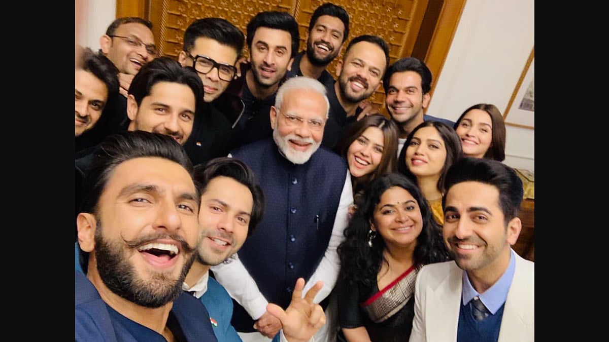 Twitter/X : Narendra Modi with Bollywood Stars