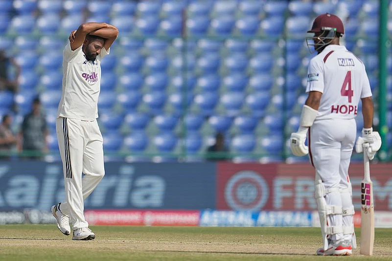 West indies tour of India, 2nd test cricket day 4 photo highlights_Mohammed Siraj
