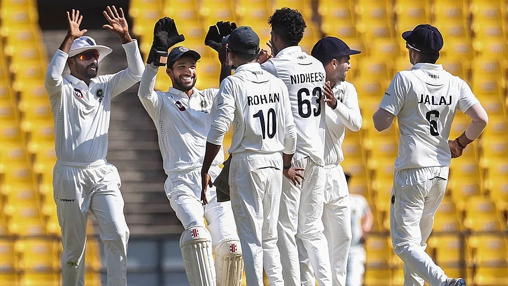 | Photo: PTI : Ranji Trophy 2025-26 Highlights, Round One Day 4 Updates: Kerala team celebrating a wicket.