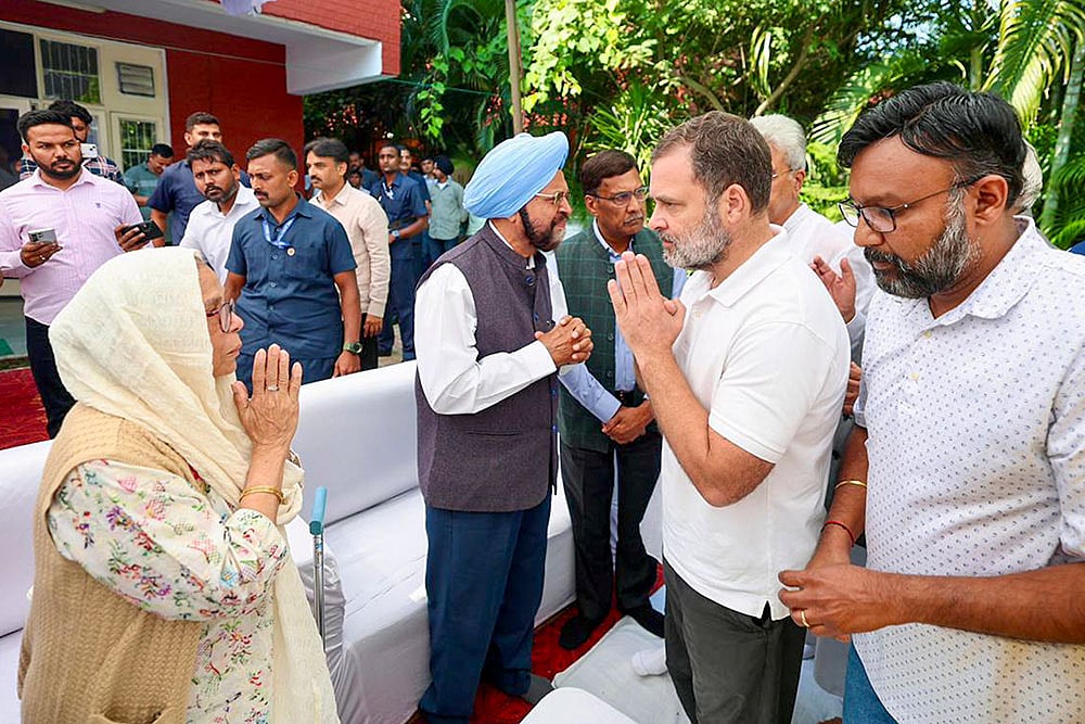 Rahul Gandhi meets the family of IPS officer Y. Puran Kumar