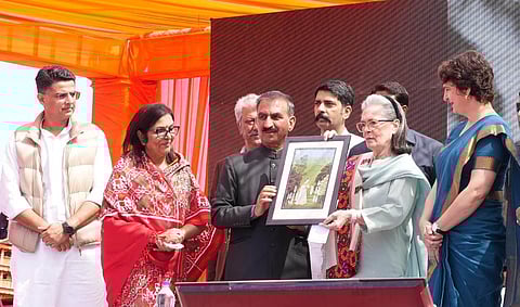 Sonia Gandhi and Priyanka Gandhi welcomed by HP CM Sukhvinder Singh Sukhu