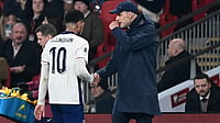 File : England's Jude Bellingham and head coach Thomas Tuchel.