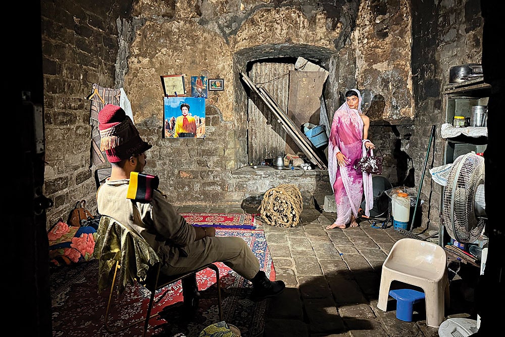 | Photos: Sarah Singh : Power Dynamics: One of the installations at the Kangra Fort explored the interplay of power between two individuals in a confined space