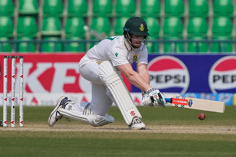 South Africa tour of Pakistan 1st test day 4 photos from Lahore_Simon Harmer