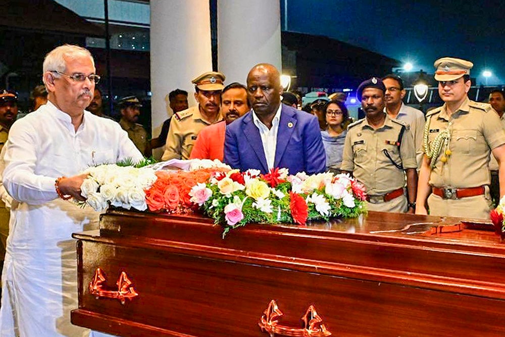 Former Kenyan PM Raila Odinga dies in Kerala