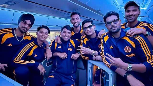 India Tour Of Australia: Shubman Gill-Led Side Land Late In Perth Due To Flight Delay - Video