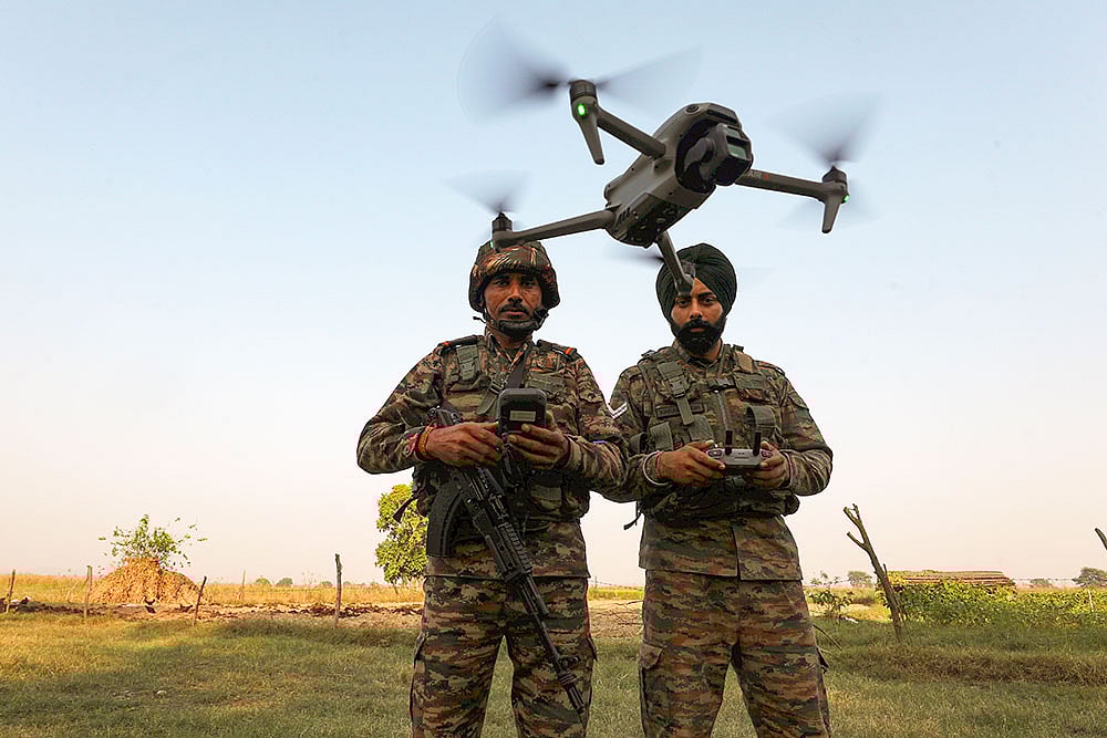 Army conducts patrol and tactical drills along LoC in Jammu