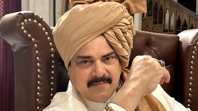 Pankaj Dheer's Prayer Meet: Abhishek Bachchan, Shilpa Shetty, Jackie Shroff And Others Arrive To Offer Condolences