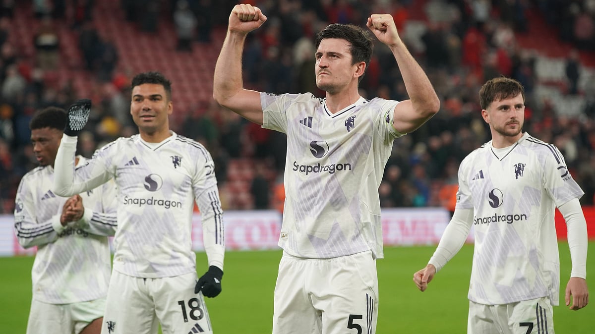 Liverpool vs Manchester United live score English Premier League 2025-26 matchday 8