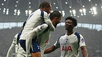 | Photo: AP/Joanna Chan : Tottenham's Rodrigo Bentancur, center, celebrates scoring with teammate during the English Premier League soccer match between Tottenham Hotspur and Aston Villa in London, Sunday, Oct. 19, 2025.